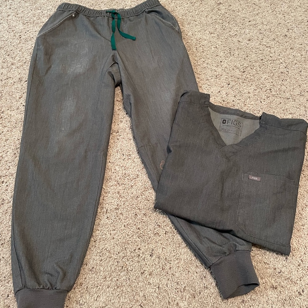 Fig scrubs set grey and green